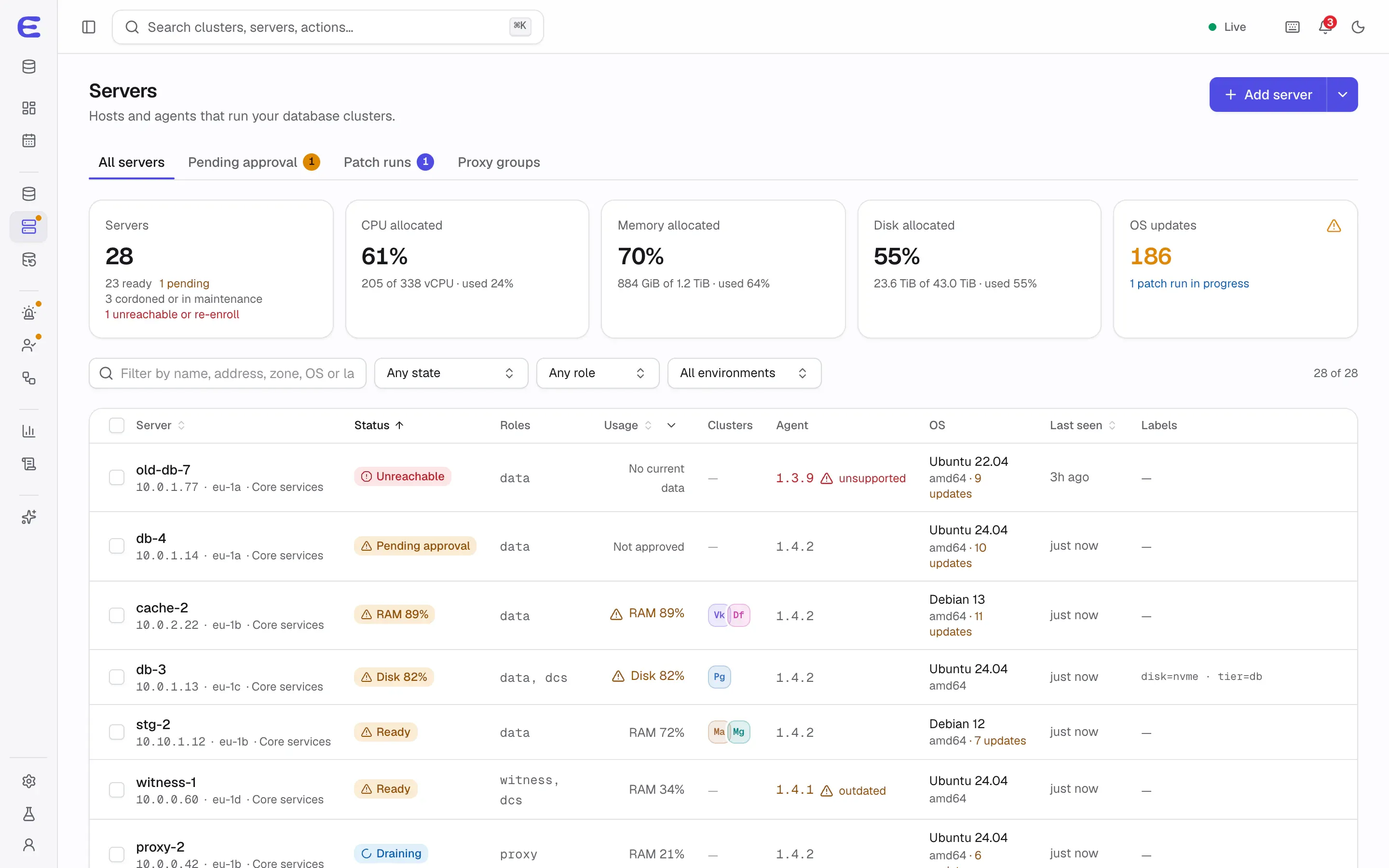 Servers page: 28 servers with CPU, memory and disk allocation, pending OS updates, and a table with each server’s state, roles, usage, clusters, agent version and last contact, including one unreachable and one waiting for approval.
